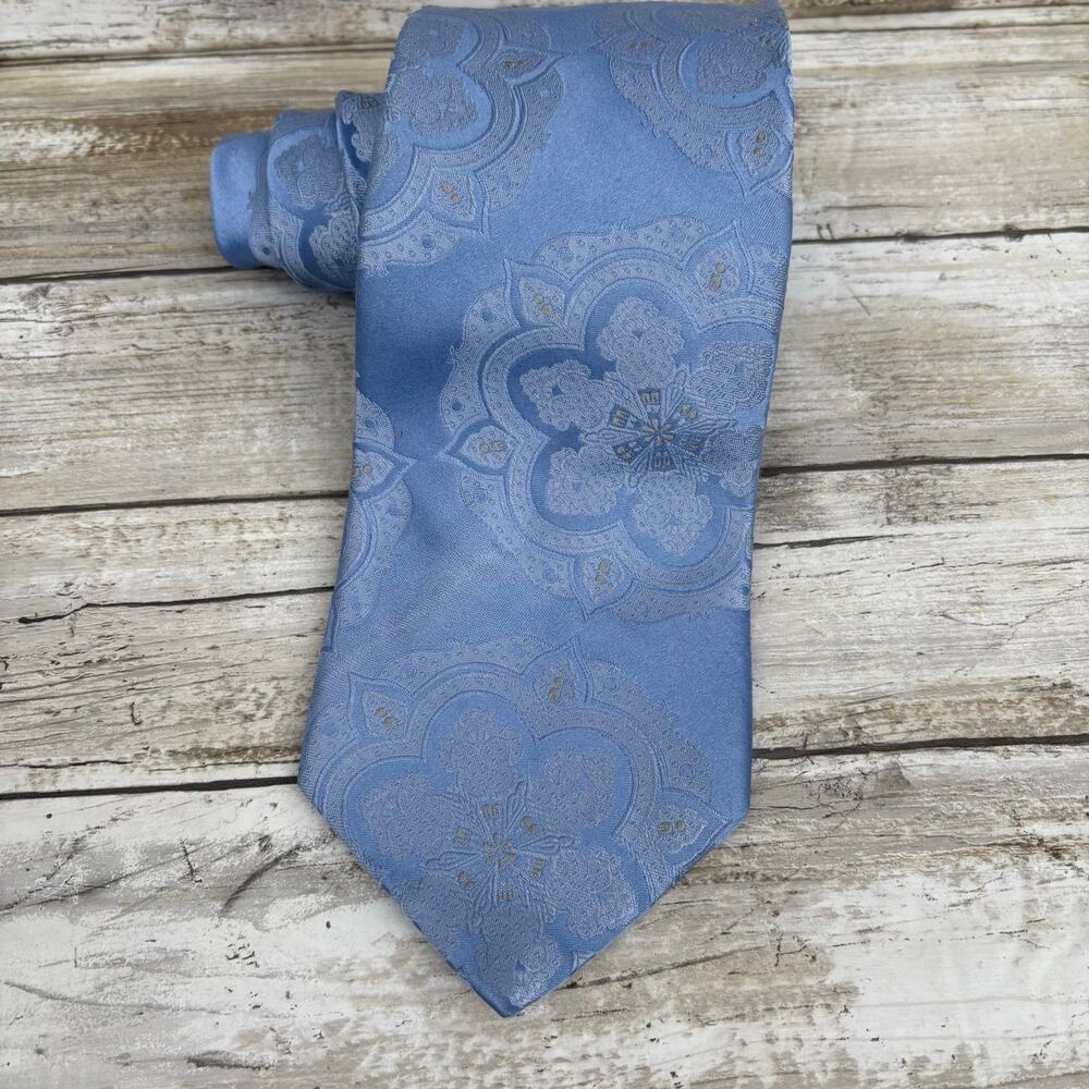 Ted Baker Neck Tie Light Blue Floral Paisley‎ 100% Imported Silk 58” x 3.5”